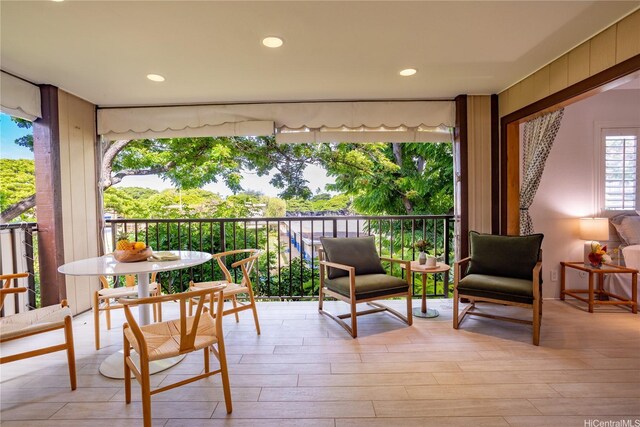 3721 Kanaina Ave Unit 201, Honolulu, HI 96815 - view of balcony