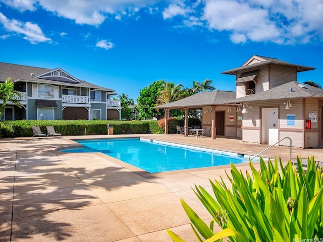 91-1058 Kekuilani Loop Unit 1508, Kapolei, HI 96707 - community pool with a patio area