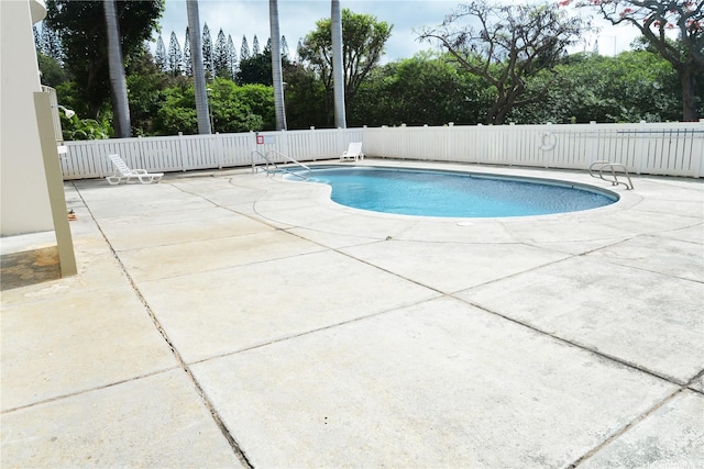 98-1038 Moanalua Rd Unit 7-1706, Aiea, HI 96701 - view of swimming pool featuring a patio area