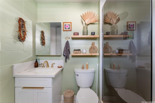920 Kaheka St Unit 25, Honolulu, HI 96814 - bathroom featuring toilet and vanity