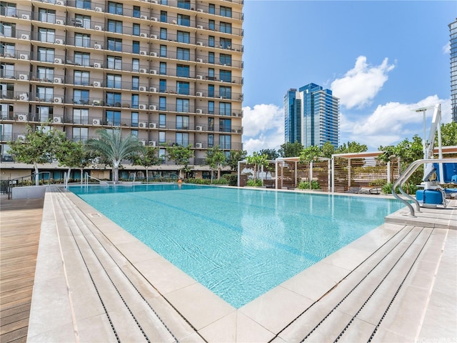 987 Queen St Unit 4112, Honolulu, HI 96814 - view of community pool