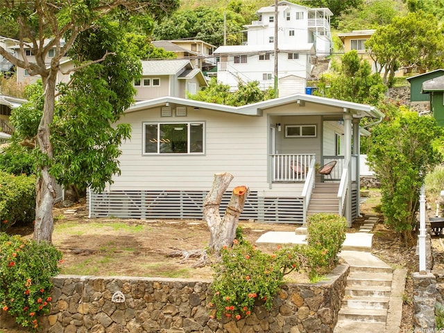 1989 9th Ave, Honolulu, HI 96816 - view of front facade with stairway and covered porch