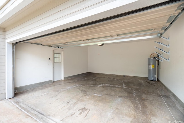 92-1487-A Aliinui Dr Unit 27A, Kapolei, HI 96707 - garage with water heater