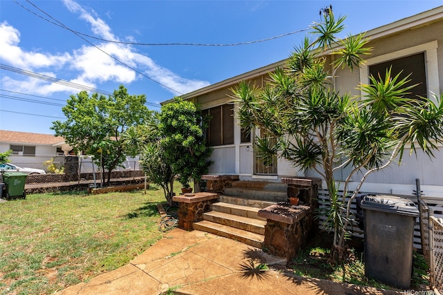 1242 16th Ave, Honolulu, HI 96816 - property entrance