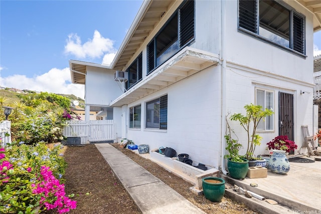 5333 Puahia Pl, Honolulu, HI 96821 - view of home's exterior with concrete block siding