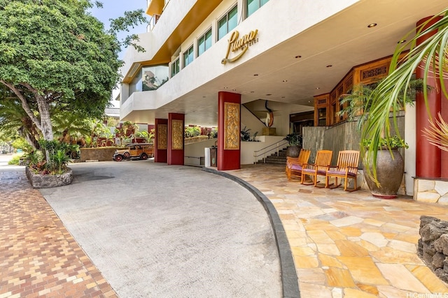 2045 Kalakaua Ave Unit 114, Honolulu, HI 96815 - view of patio