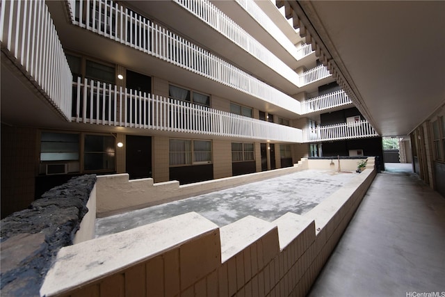 1911 Kalakaua Ave Unit 209, Honolulu, HI 96815 - surrounding community with a high ceiling