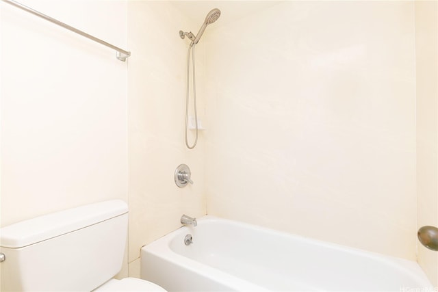 930 Kaheka St Unit 802, Honolulu, HI 96814 - bathroom with toilet and tub / shower combination