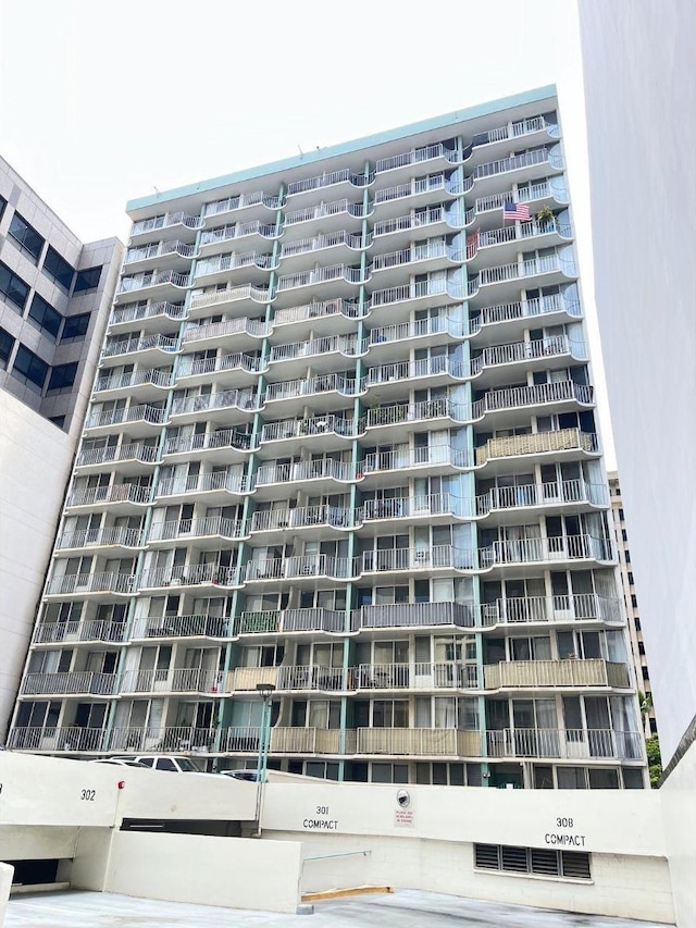 1617 Kapiolani Blvd Unit 1003, Honolulu, HI 96814 - view of apartment building / complex