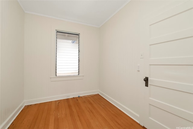 3413 Winam Ave, Honolulu, HI 96815 - empty room with ornamental molding and light wood-type flooring