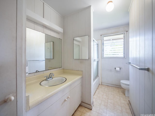 1114 8th Ave, Honolulu, HI 96816 - full bathroom with vanity and combined bath / shower with glass door