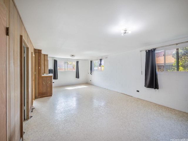 1114 8th Ave, Honolulu, HI 96816 - spare room with concrete block wall