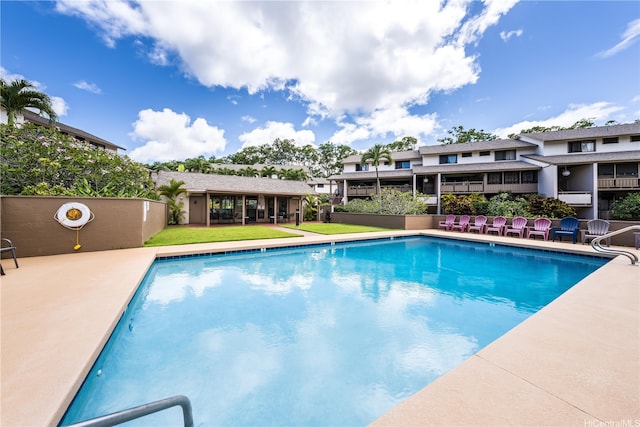 95-150 Kuahelani Ave Unit 255, Mililani, HI 96789 - community pool featuring a yard