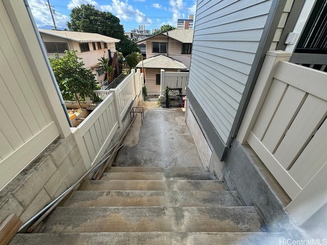 99-146 Kulina St, Aiea, HI 96701 - view of stairs