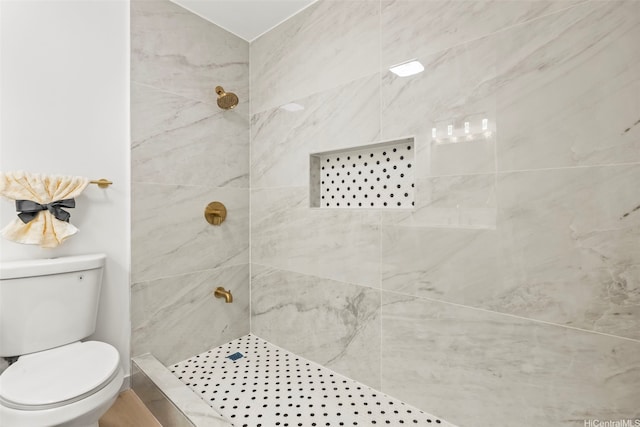 94-431 Keaoopua St Unit 104, Mililani, HI 96789 - full bathroom featuring tiled shower and toilet