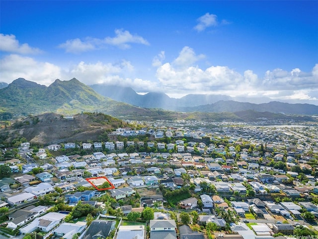 1335 Onioni St, Kailua, HI 96734 - aerial view of property and surrounding area featuring a mountain backdrop, nearby suburban area, and property parcel outlined