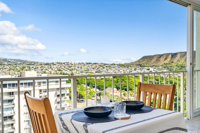 2575 Kuhio Ave Unit 1702, Honolulu, HI 96815 - balcony with a mountain view