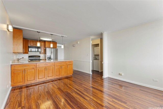 46-255 Kahuhipa St Unit A1100, Kaneohe, HI 96744 - kitchen featuring stainless steel fridge with ice dispenser, range with electric cooktop, dark wood-style flooring, a peninsula, and black microwave
