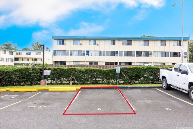 46-255 Kahuhipa St Unit A1100, Kaneohe, HI 96744 - view of uncovered parking lot