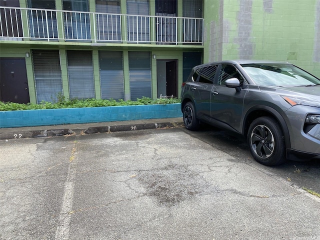 1118 Pua Ln Unit 113, Honolulu, HI 96817 - view of uncovered parking lot