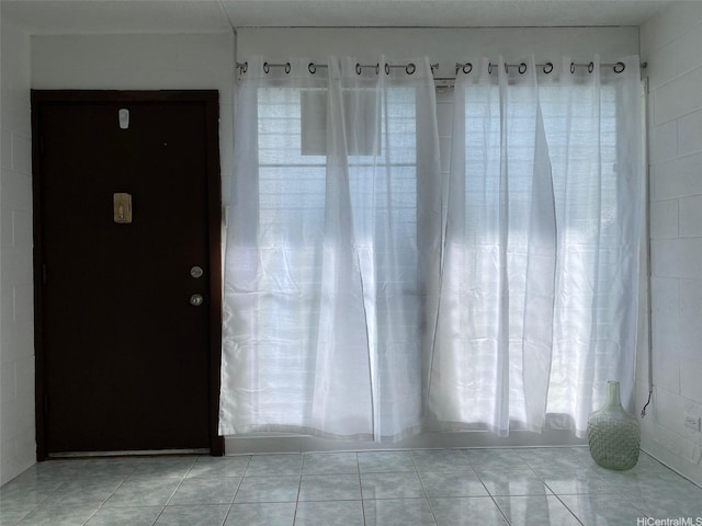 1118 Pua Ln Unit 113, Honolulu, HI 96817 - spare room featuring light tile patterned floors