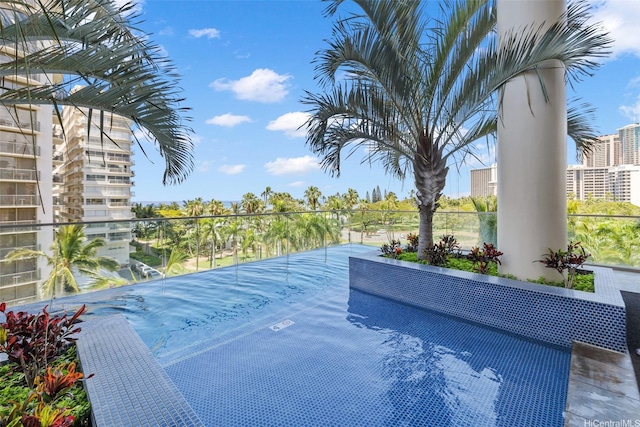223 Saratoga Rd Unit 1916, Honolulu, HI 96815 - view of pool