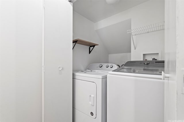 91-2131 Kaioli St Unit 3405, Ewa Beach, HI 96706 - laundry room with washer and clothes dryer