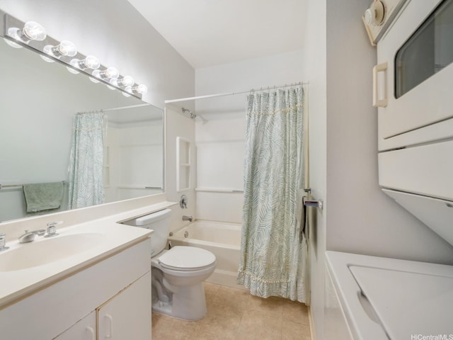 91-265 Hanapouli Cir Unit 16J, Ewa Beach, HI 96706 - bathroom featuring shower / tub combo, tile patterned flooring, and vanity