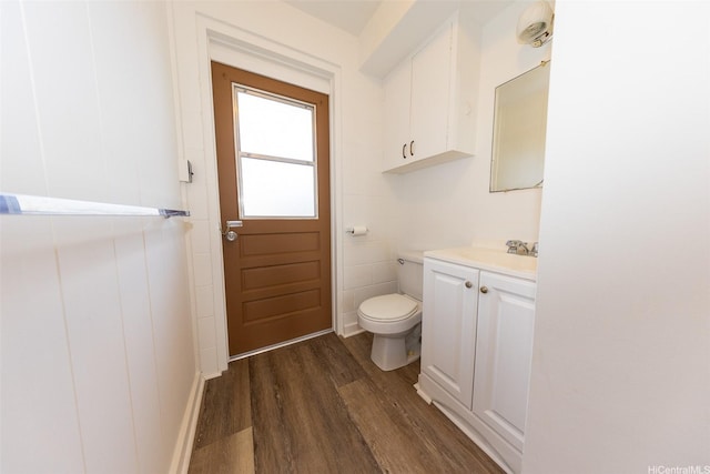 1313 Ahiahi St, Honolulu, HI 96817 - half bath with wood finished floors and vanity