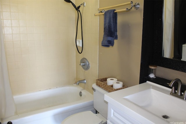 775 Kinalau Pl Unit 2107, Honolulu, HI 96813 - bathroom featuring shower / tub combo with curtain and vanity