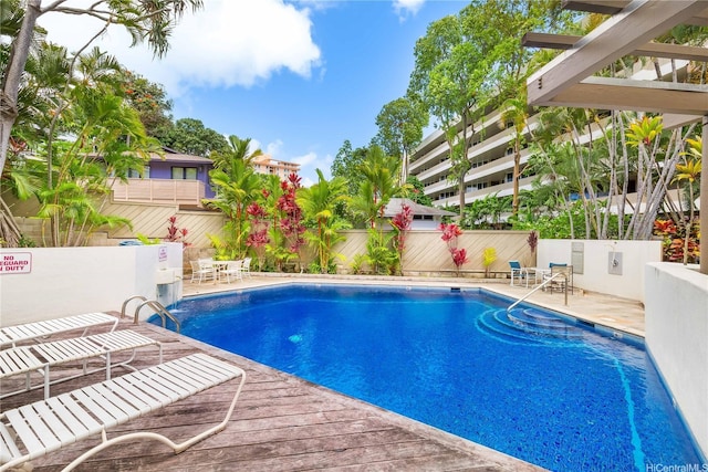 965 Prospect St Unit 604, Honolulu, HI 96822 - view of swimming pool with a fenced backyard
