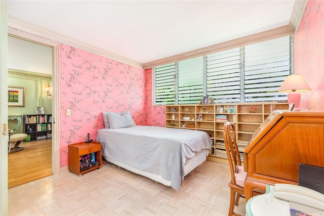965 Prospect St Unit 604, Honolulu, HI 96822 - bedroom featuring wallpapered walls and ornamental molding