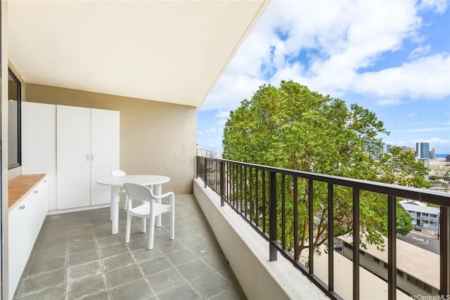 965 Prospect St Unit 604, Honolulu, HI 96822 - balcony with a city view