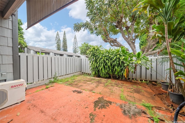 94-557 Alapoai St Unit 154, Mililani, HI 96789 - fenced backyard with a patio area