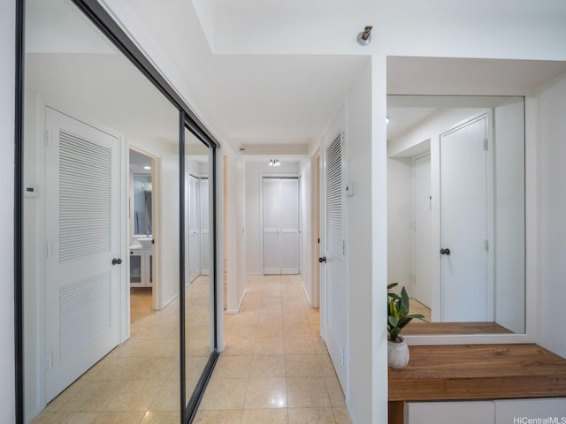2232 Kapiolani Blvd Unit 303, Honolulu, HI 96826 - view of hallway