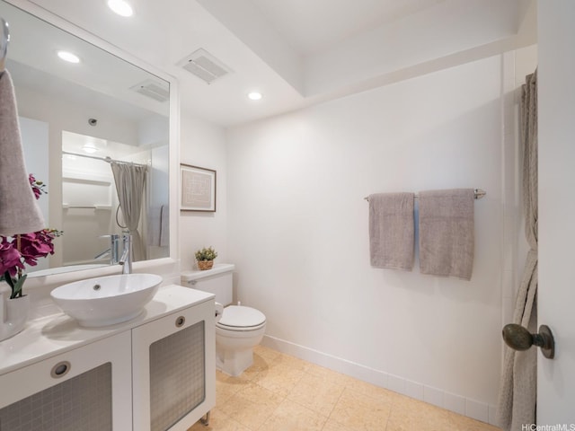 2232 Kapiolani Blvd Unit 303, Honolulu, HI 96826 - bathroom with vanity, recessed lighting, and a shower with shower curtain