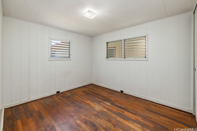 98-219 Pahemo St, Aiea, HI 96701 - unfurnished room with dark wood finished floors