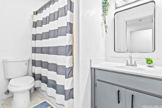 96-226 Waiawa Rd Unit 46, Pearl City, HI 96782 - full bath with vanity, marble finish floors, and curtained shower