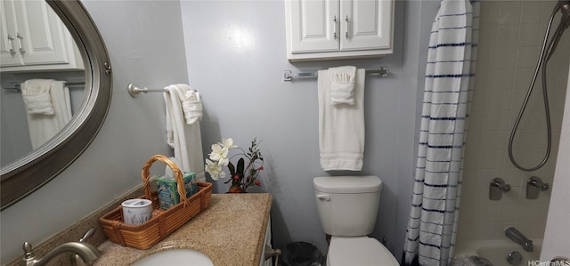 85-175 Farrington Hwy Unit A315, Waianae, HI 96792 - full bathroom with shower / bath combo with shower curtain and vanity