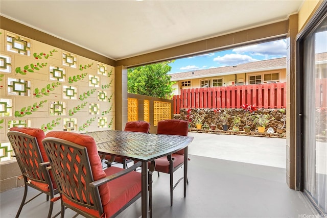 4692 Likini St, Honolulu, HI 96818 - view of patio
