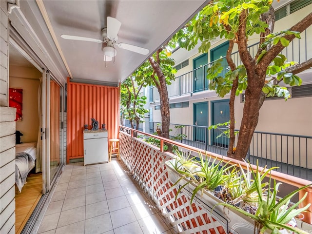 417 Nohonani St Unit 312, Honolulu, HI 96815 - balcony with ceiling fan