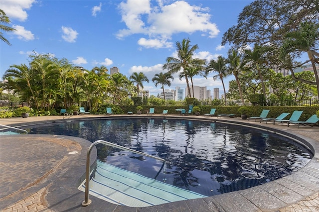 2333 Kapiolani Blvd Unit 3202, Honolulu, HI 96826 - view of community pool