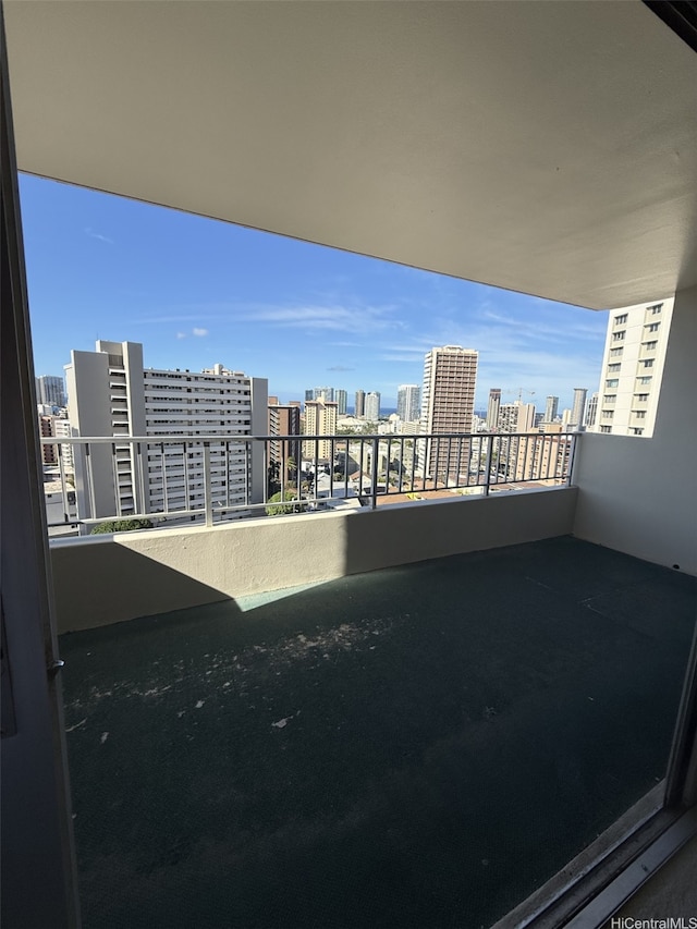 927 Prospect St Unit 606, Honolulu, HI 96822 - balcony with a view of city