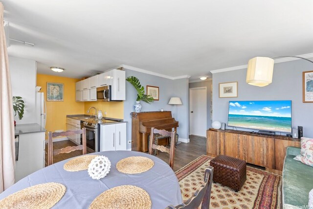 2410 Cleghorn St Unit 1801, Honolulu, HI 96815 - photo 5