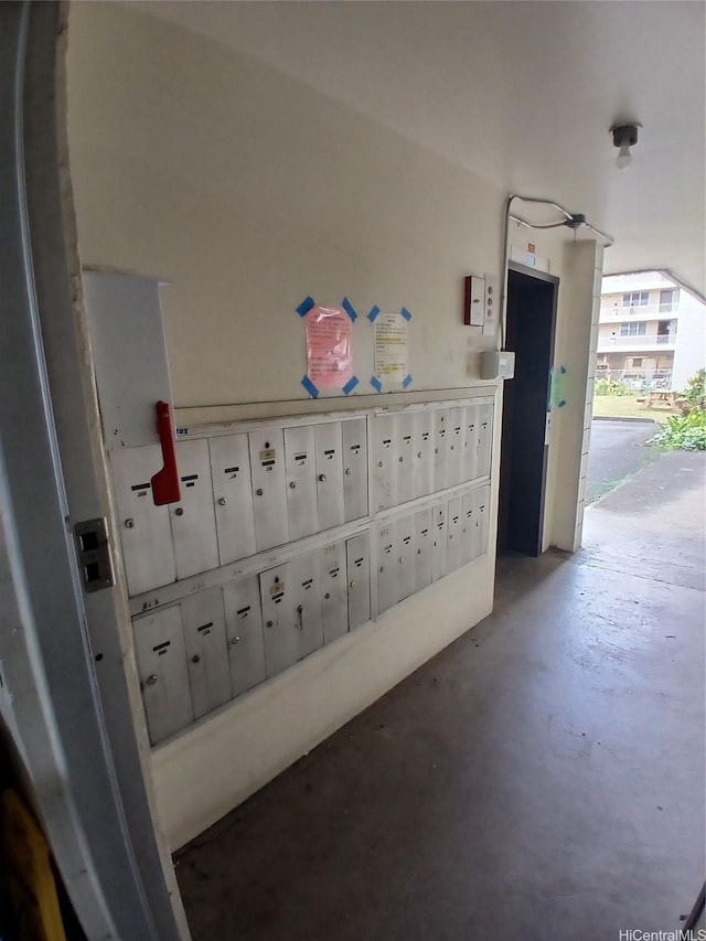 750 Kanoa St Unit 305, Honolulu, HI 96817 - surrounding community featuring mail area