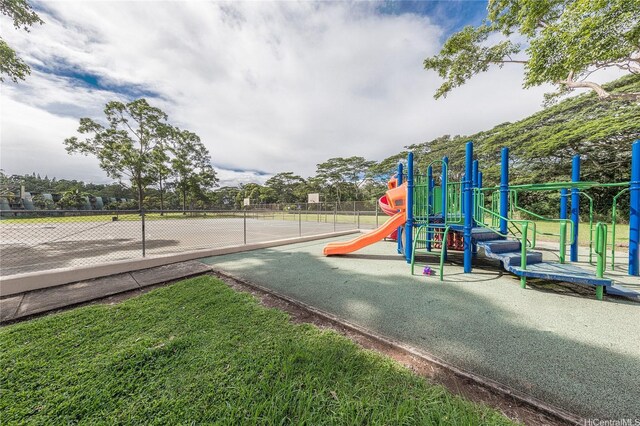 95-20 Waihonu St Unit C805, Mililani, HI 96789 - view of community jungle gym