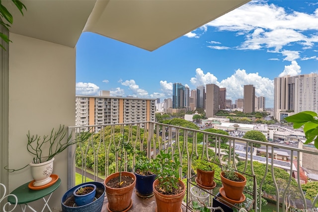 1519 Nuuanu Ave Unit 947, Honolulu, HI 96817 - photo 7