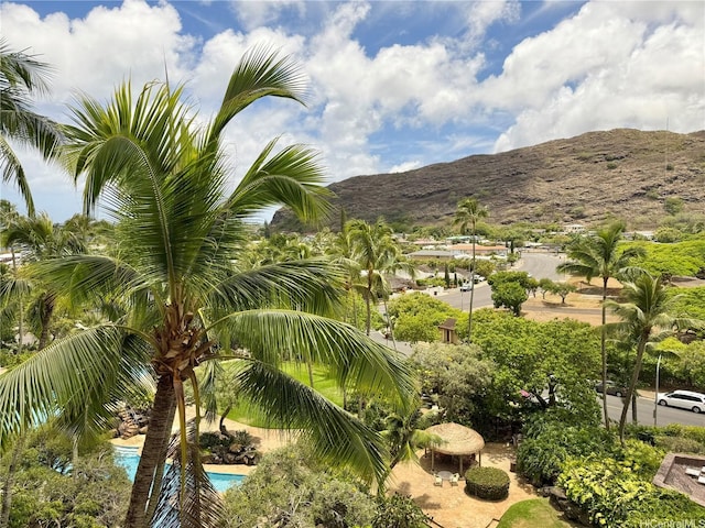 511 Hahaione St Unit 1-7C, Honolulu, HI 96825 - view of mountain backdrop