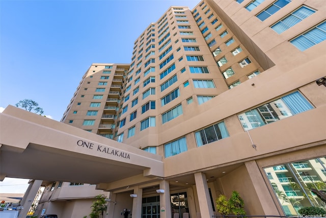 1314 Kalakaua Ave Unit 1407, Honolulu, HI 96826 - view of apartment building / complex