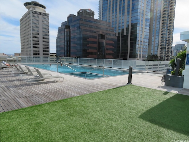 629 Keeaumoku St Unit 1303, Honolulu, HI 96814 - community pool with a city view